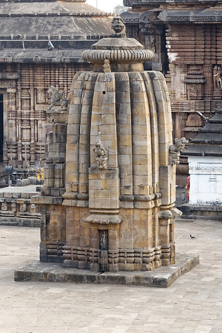 Bhubaneswar-Lingaraja temple-015